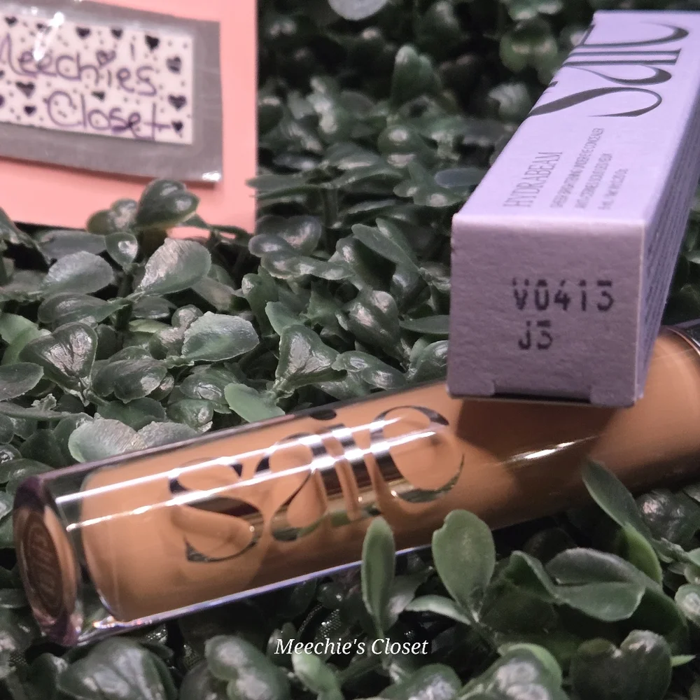 NIB Saie Hydrabeam Brightening Under Eye Concealer - HB Five